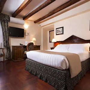 3* Hotel Teatro Pace