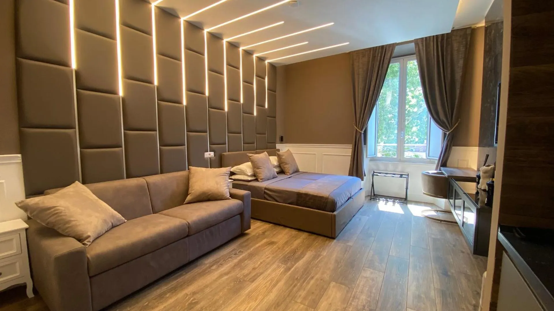 Lary'S Rooms - Vaticano Roma